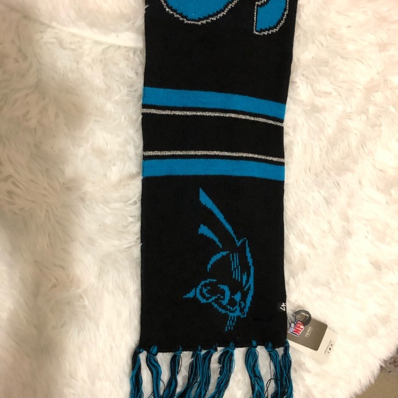 Women’s NFL Panthers scarf - Picture 3 of 5